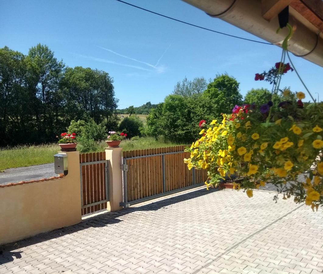 Guest House Samson Vahanec 외부 사진